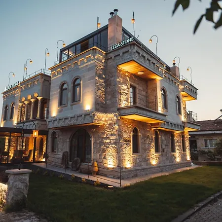 Leda Stone House *