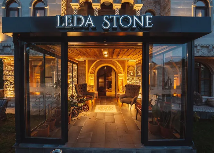 Leda Stone House Hotel *